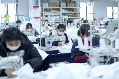 防護服緊缺?這家企業(yè)僅用了5天時間轉產防護服,日產量已達9000件
