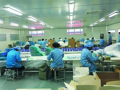 青企復(fù)工滿負(fù)荷生產(chǎn)醫(yī)用防護(hù)面罩